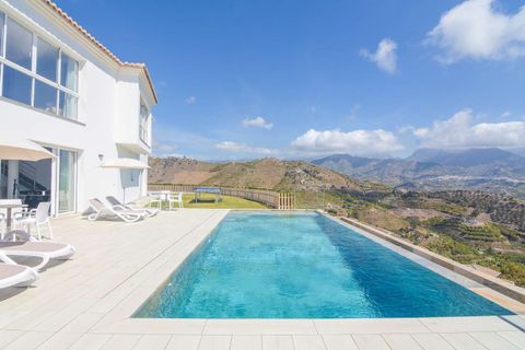 Villa in Nerja, Malaga, Nerja - € 3,000/month | Ref: DH3054_d1 - photo 27