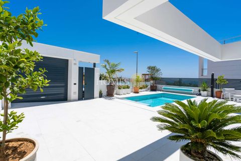Villa i Nerja, Malaga, Nerja - € 875.000 | Ref: DH30228 - foto 4