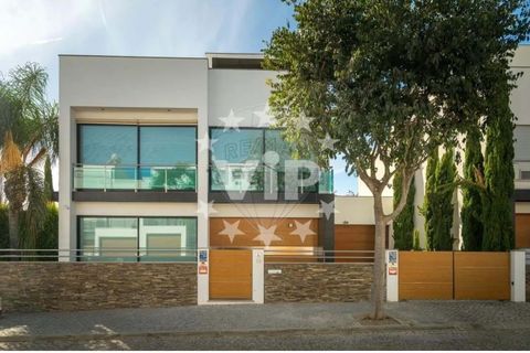 Villa i Olhao, Faro, Olhao - € 931.000 | Ref: VVO472 - foto 1