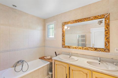 Villa i Mougins, Alpes-Maritimes, Mougins - € 1.070.000 | Ref: HH-16121886 - foto 15