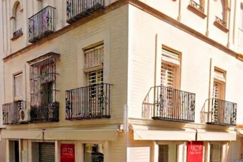 Erhvervsejendom i Sevilla, Sevilla - foto 1
