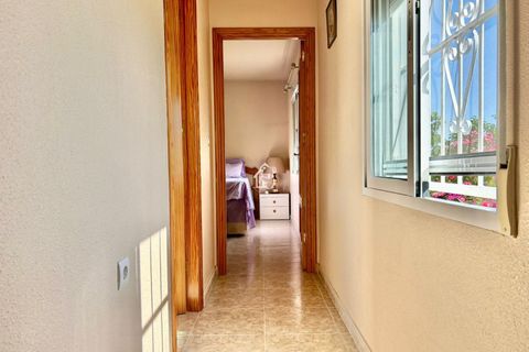 Villa a Torrevieja, Alicante, Torrevieja - € 1.750/mes | Ref: CHA0248 - foto 14