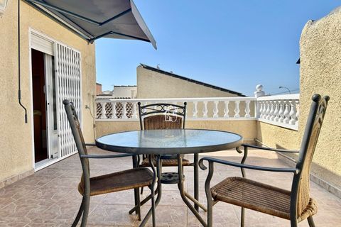 Villa a Torrevieja, Alicante, Torrevieja - € 1.750/mes | Ref: CHA0248 - foto 25