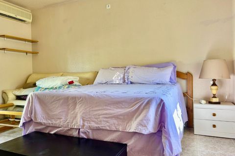 Villa a Torrevieja, Alicante, Torrevieja - € 1.750/mes | Ref: CHA0248 - foto 26