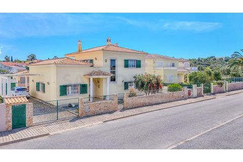 Villa i Guia, Faro, Guia - € 920.000 | Ref: STC2642 - foto 1