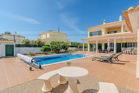 Villa i Guia, Faro, Guia - € 920.000 | Ref: STC2642 - foto 19