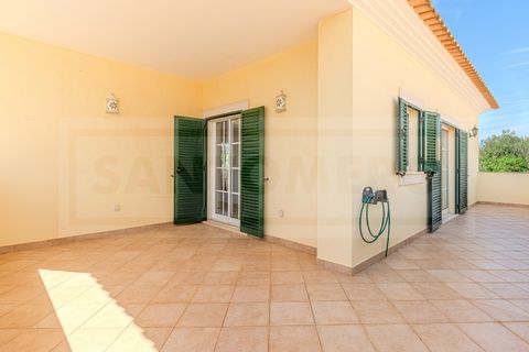 Villa i Guia, Faro, Guia - € 920.000 | Ref: STC2642 - foto 39