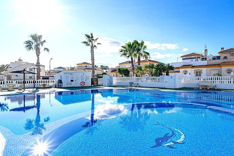 Byhus i Playa Flamenca, Alicante, Playa Flamenca - € 258.950 | Ref: 12E855115 - foto 2