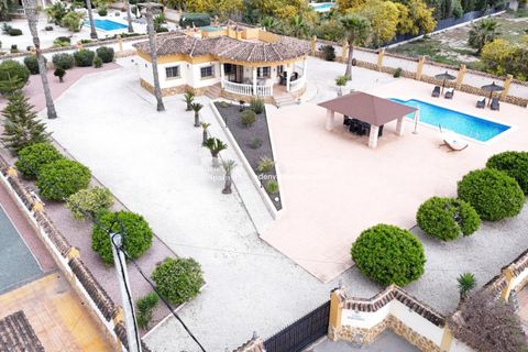 Villa a Catral, Alicante, Catral - € 379.000 | Ref: 5358 - foto 1