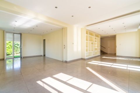 Villa a Oeiras, Lisbon, Oeiras - € 10.500/mes | Ref: MOR2194AF_Arr - foto 11