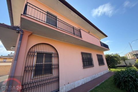 Villa a Latina, Latina, Latina - € 495.000 | Ref: 3156 - foto 2