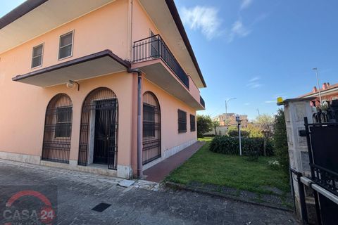 Villa a Latina, Latina, Latina - € 495.000 | Ref: 3156 - foto 5