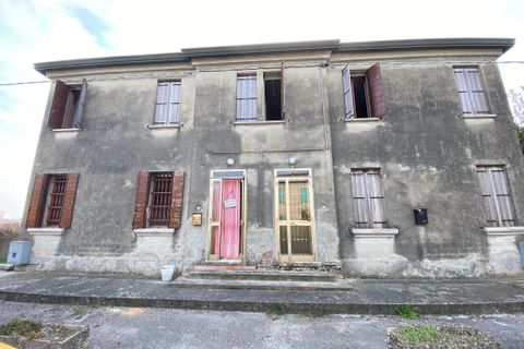 Villa i Adria, Rovigo, Adria - € 59.000 | Ref: MCMC689 - foto 1