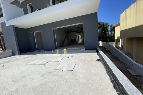 Villa em Matacaes, Lisbon, Matacaes - € 675.000 | Ref: PTC20260102.2 - foto 6