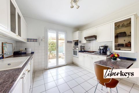 Villa a Clapiers, Herault, Clapiers - € 699.900 | Ref: DOM30001 - foto 4