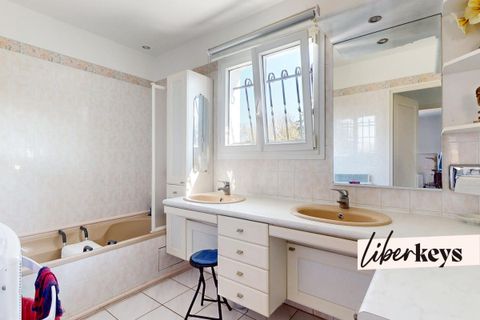 Villa a Clapiers, Herault, Clapiers - € 699.900 | Ref: DOM30001 - foto 6