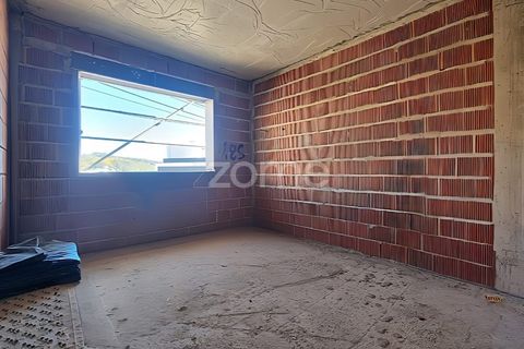 Helårsgrund i Odivelas, Lisbon, Odivelas - € 465.000 | Ref: ZMPT586857 - foto 12
