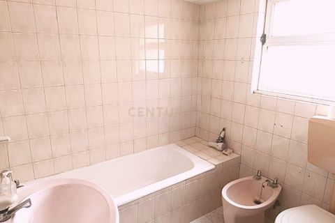 Villa i Oeiras, Lisbon, Oeiras - € 330.000 | Ref: C0222-06895 - foto 12