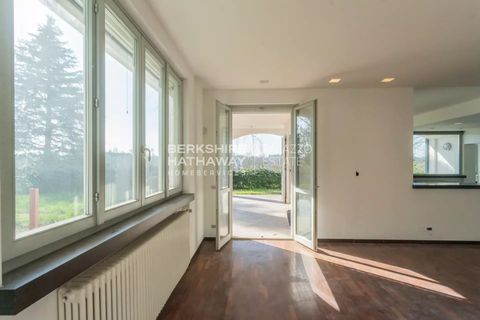Villa i Como, Como, Como - € 1.200.000 | Ref: ILO3400.1 - foto 10