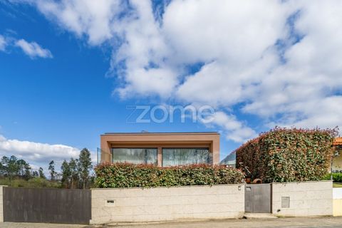 Villa i Guimaraes, Braga, Guimaraes - € 499.000 | Ref: ZMPT586956 - foto 2
