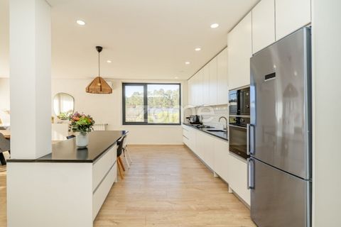 Villa i Guimaraes, Braga, Guimaraes - € 499.000 | Ref: ZMPT586956 - foto 11