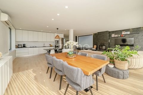 Villa i Guimaraes, Braga, Guimaraes - € 499.000 | Ref: ZMPT586956 - foto 18