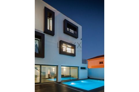 Villa i Oeiras, Lisbon, Oeiras - € 1.250.000 | Ref: PT019-02 - foto 11