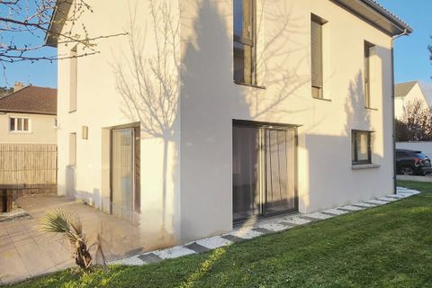 Villa i Thil, Ain, Thil - € 449.000 | Ref: 12444 - foto 21