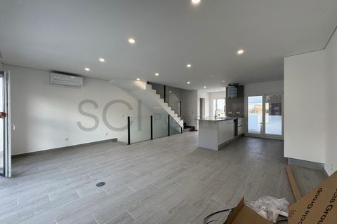 Villa i Corroios, Setubal, Corroios - € 555.000 | Ref: 10230 - foto 11