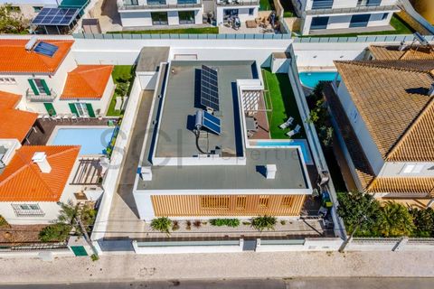 Villa i Amora, Setubal, Amora - € 990.000 | Ref: 10698 - foto 1