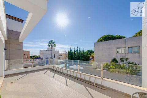 Villa a Torrevieja, Alicante, Torrevieja - € 1.275.000 | Ref: STS-5378_SUM - foto 30