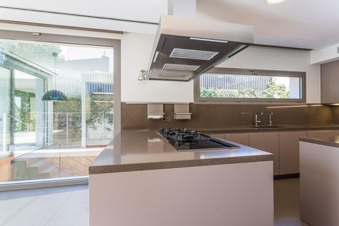 Rækkehus i Esplugues De Llobregat, Barcelona, Esplugues De Llobregat - € 2.900.000 | Ref: EXP13789/8930 - foto 20