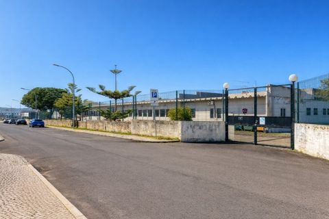Erhvervsejendom i Carnaxide, Lisbon, Carnaxide - € 20.000.000 | Ref: MN164 - foto 1