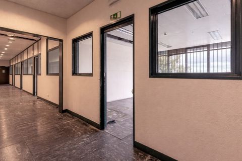 Erhvervsejendom i Carnaxide, Lisbon, Carnaxide - € 20.000.000 | Ref: MN164 - foto 3