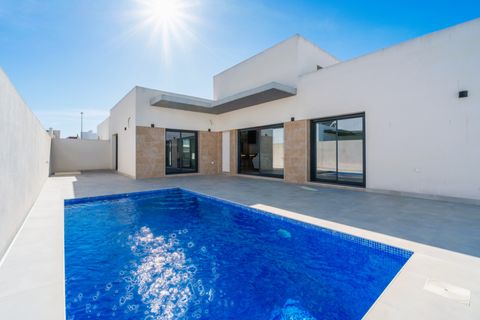 Villa i Daya Nueva, Alicante, Daya Nueva - € 380.000 | Ref: EB451 - foto 2