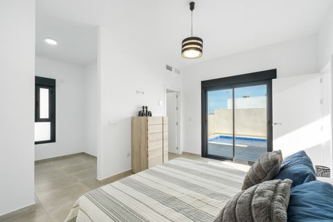 Villa i Daya Nueva, Alicante, Daya Nueva - € 380.000 | Ref: EB451 - foto 12