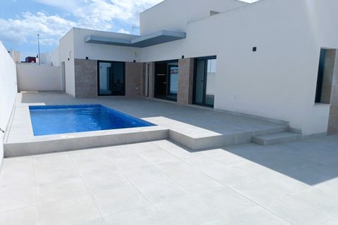 Villa i Daya Nueva, Alicante, Daya Nueva - € 380.000 | Ref: EB451 - foto 18