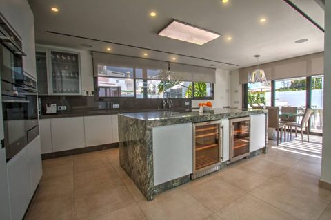Villa i Marbella, Malaga, Marbella - € 4.950.000 | Ref: ED-408-R3530176 - foto 3