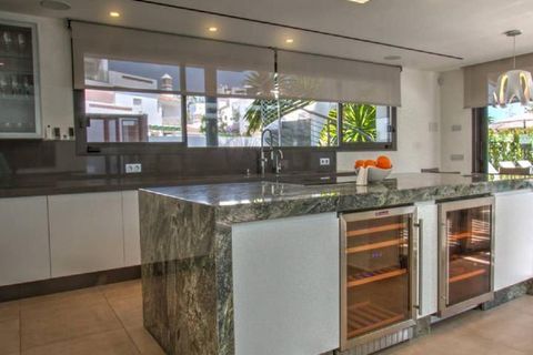 Villa i Marbella, Malaga, Marbella - € 4.950.000 | Ref: ED-408-R3530176 - foto 16