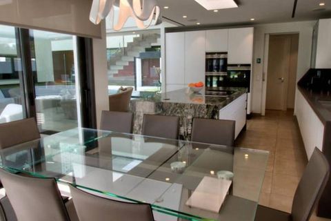 Villa i Marbella, Malaga, Marbella - € 4.950.000 | Ref: ED-408-R3530176 - foto 28