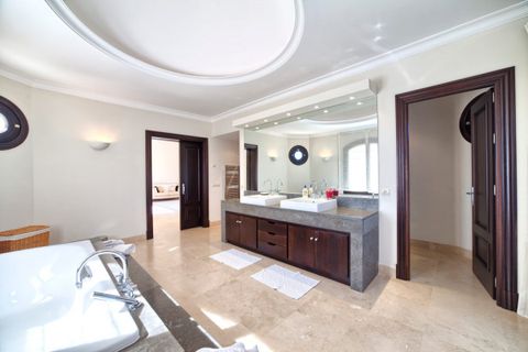 Villa a Marbella, Malaga, Marbella - € 3.700.000 | Ref: ED-B67251SR - foto 7