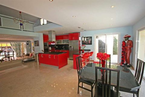 Villa i Marbella, Malaga, Marbella - € 1 000 000 | Ref: ED-B25681SR - foto 3