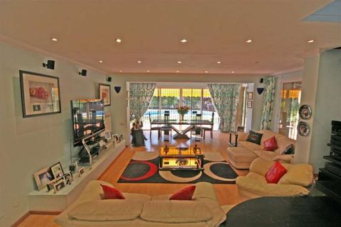 Villa i Marbella, Malaga, Marbella - € 1 000 000 | Ref: ED-B25681SR - foto 6