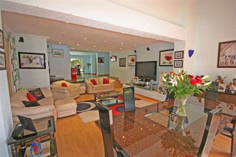 Villa i Marbella, Malaga, Marbella - € 1 000 000 | Ref: ED-B25681SR - foto 14