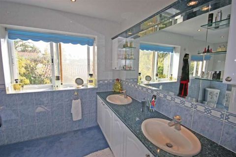 Villa i Marbella, Malaga, Marbella - € 1 000 000 | Ref: ED-B25681SR - foto 21