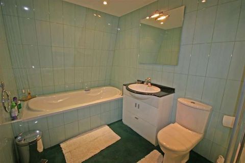 Villa i Marbella, Malaga, Marbella - € 1 000 000 | Ref: ED-B25681SR - foto 24