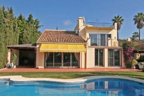 Villa i Marbella, Malaga, Marbella - € 1 000 000 | Ref: ED-B25681SR - foto 25