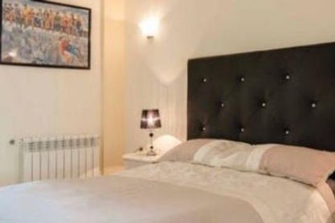 Villa i Marbella, Malaga, Marbella - € 1 000 000 | Ref: ED-B25681SR - foto 28