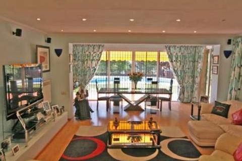 Villa i Marbella, Malaga, Marbella - € 1 000 000 | Ref: ED-B25681SR - foto 30