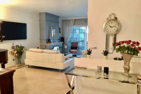 Dupleks i Marbella, Malaga, Marbella - € 475 000 | Ref: ED-B78961SR - foto 2